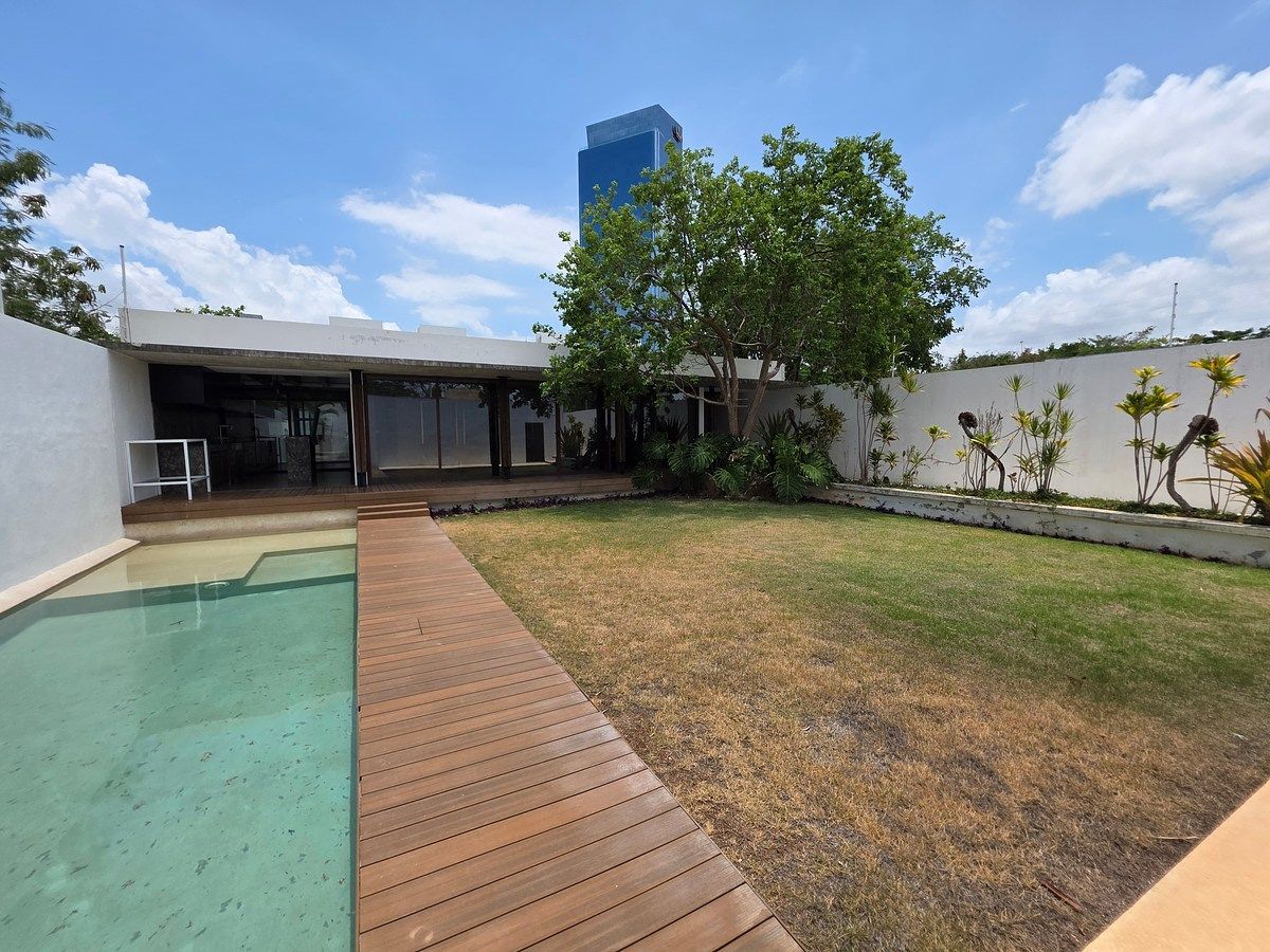 835 m² de Terreno en Temozón Norte