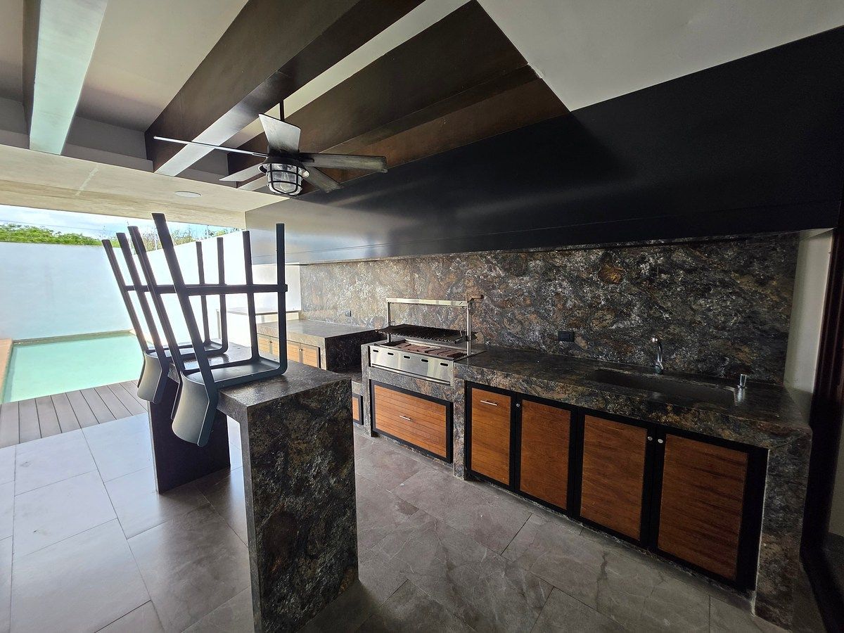 835 m² de Terreno en Temozón Norte · 4