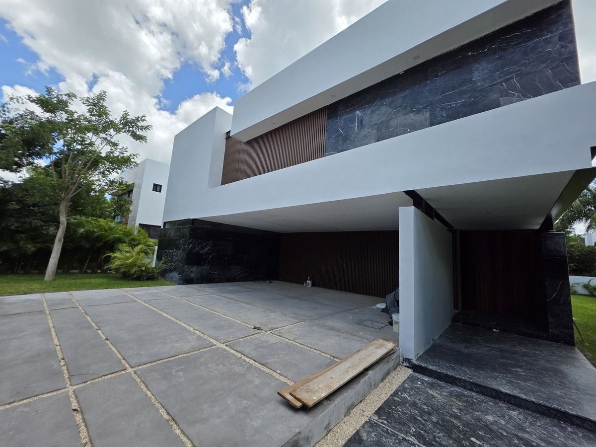 Casa de Lujo en Paseo Jaguar, Yucatán Country Club · 4