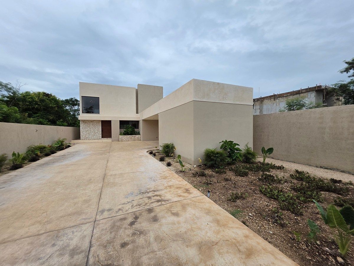 Casa en Provincia: 578 m², 4 recámaras y precio final de oportunidad en $12.49 M · 2