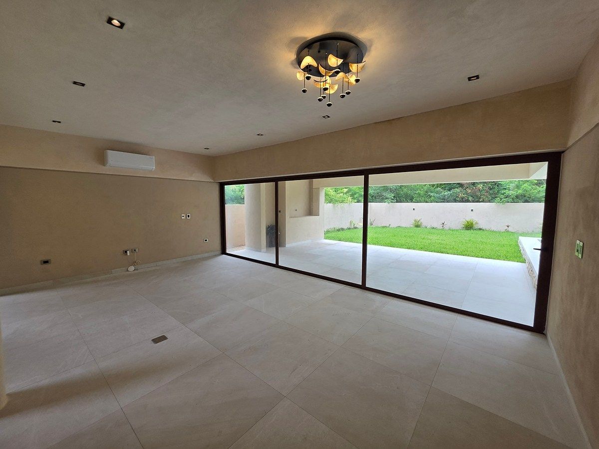Casa en Provincia: 578 m², 4 recámaras y precio final de oportunidad en $12.49 M · 7