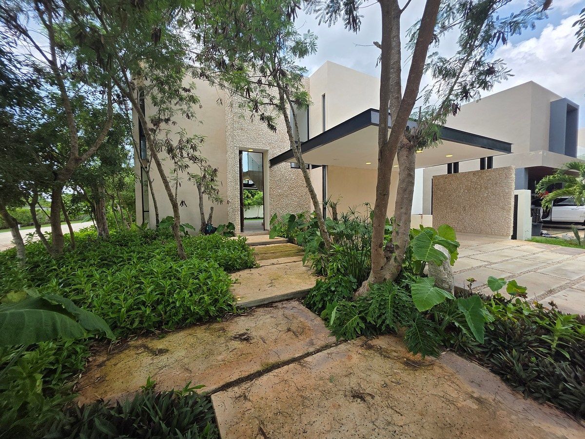 Casa Exclusiva en Venta · 4