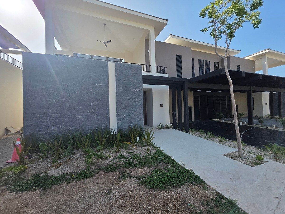 Casa Nueva en Renta en Amanhá · 3